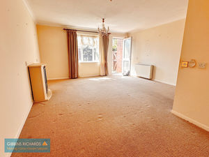 Sitting Room- click for photo gallery